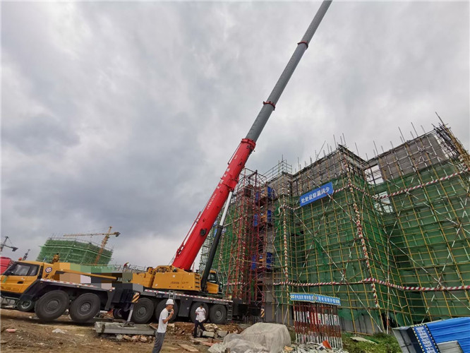 且末县短途转运 + 吊装一体，选随车吊还是汽车吊 + 货车？